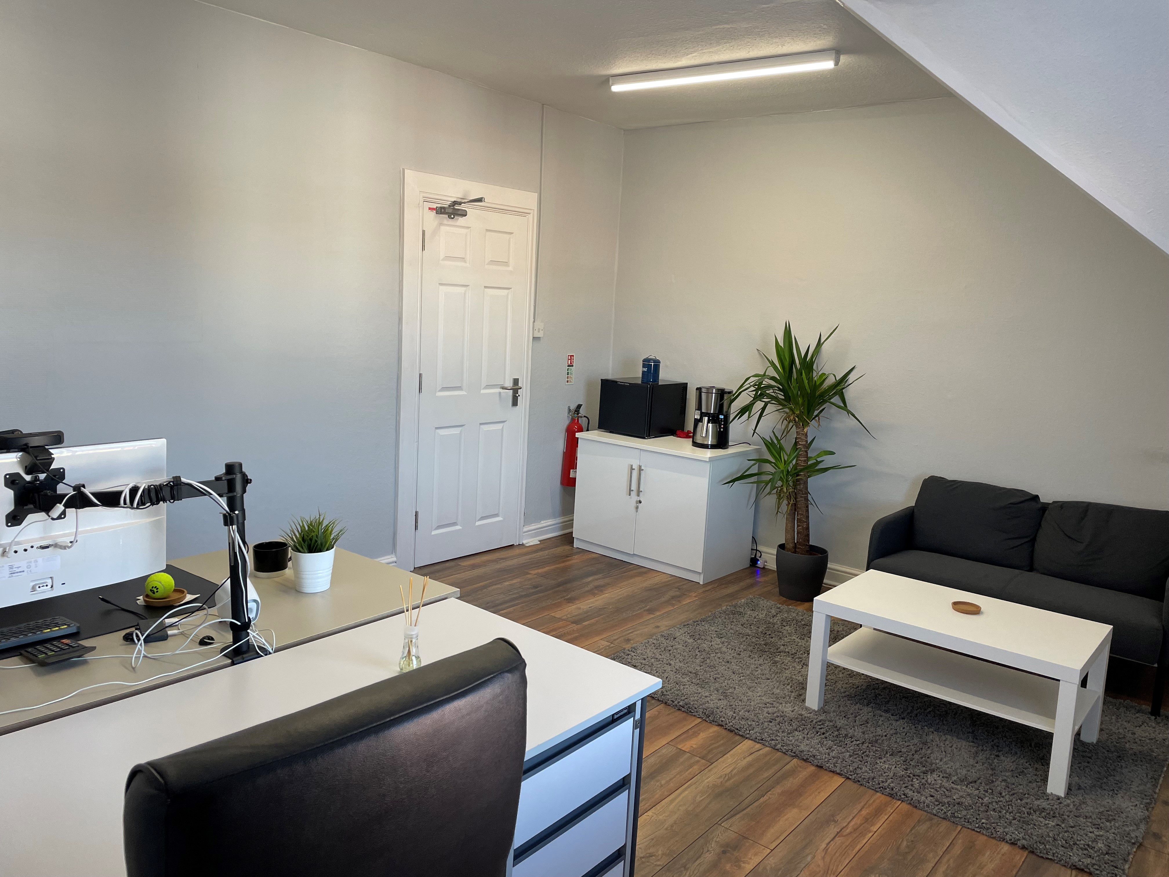 Office in Market Harborough - photo 3